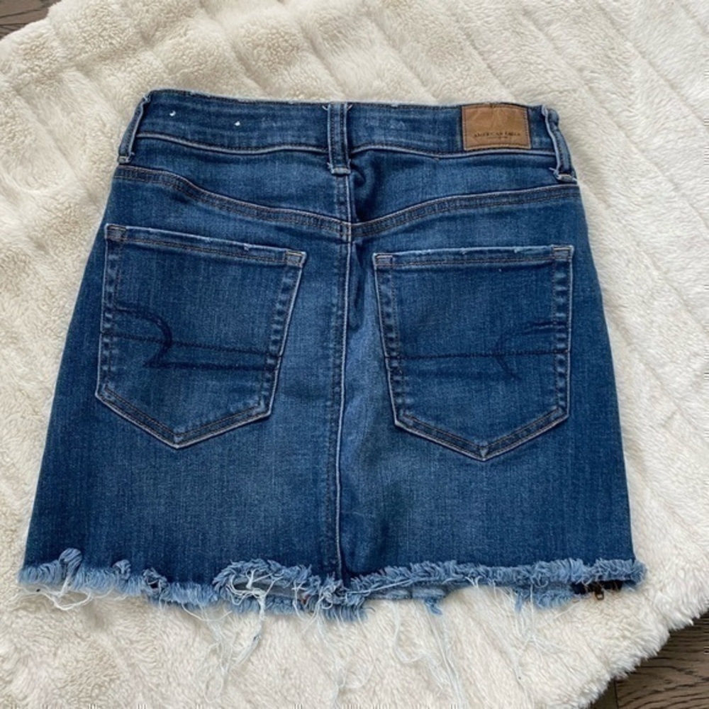 American Eagle Outfitters Hi-Rise Frayed Hem Zipper Mini Skirt - Picture 2 of 5